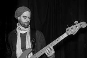 Oliver - Michel - Basse - 4dB - groupe Jazz Rock Progressif